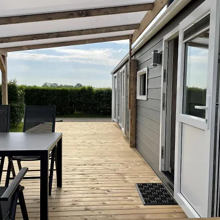 Polderhuisje 1 - Heerlijk Chalet Dichtbij Strand En Duin - 2 Slaapkamers - Midicamping Van Der Burgh - Rockanje Campeggio *